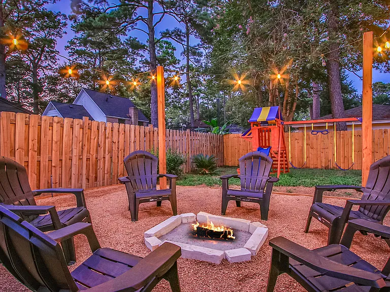 17403 Spicewood Springs Ln — Photo 35