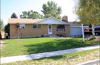 1st image of 8953 S Kings Hill Dr
