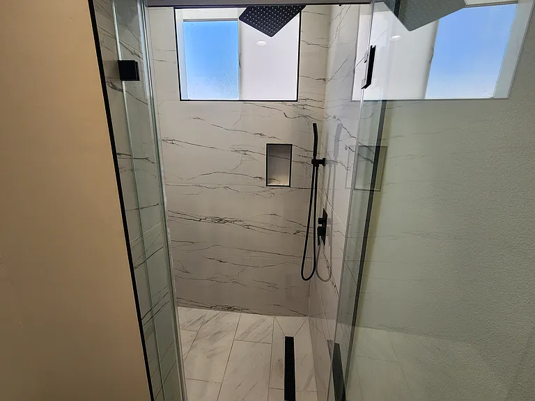 737 N Ridgewood Pl #1/2 — Photo 20