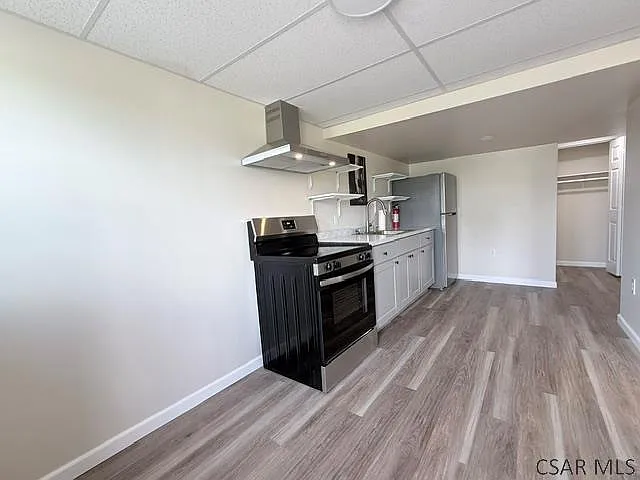 R2617 Bedford St #8 — Photo 5