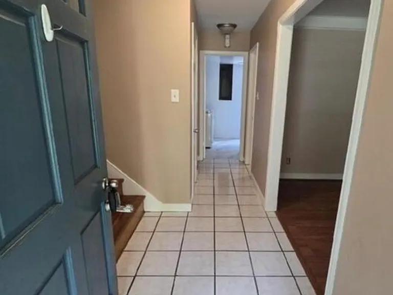 Pennway Dr — Photo 1