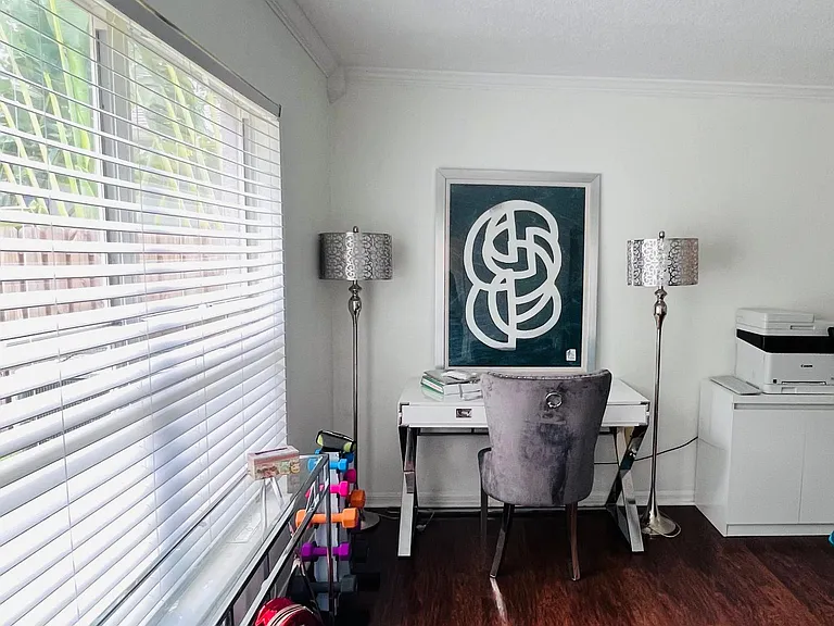 11831 Derbyshire Dr — Photo 20
