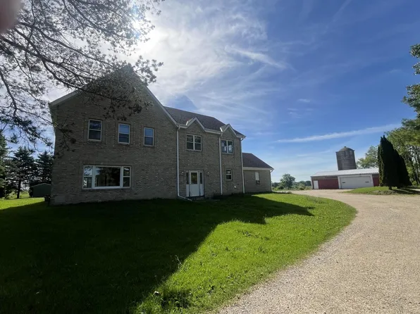 4651 Church DRIVE, West Bend, WI 53095