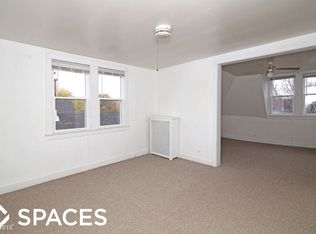 4907 N Janssen Ave APT 3, Chicago, IL 60640