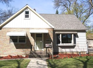 905 N Vine St, Fergus Falls, MN 56537