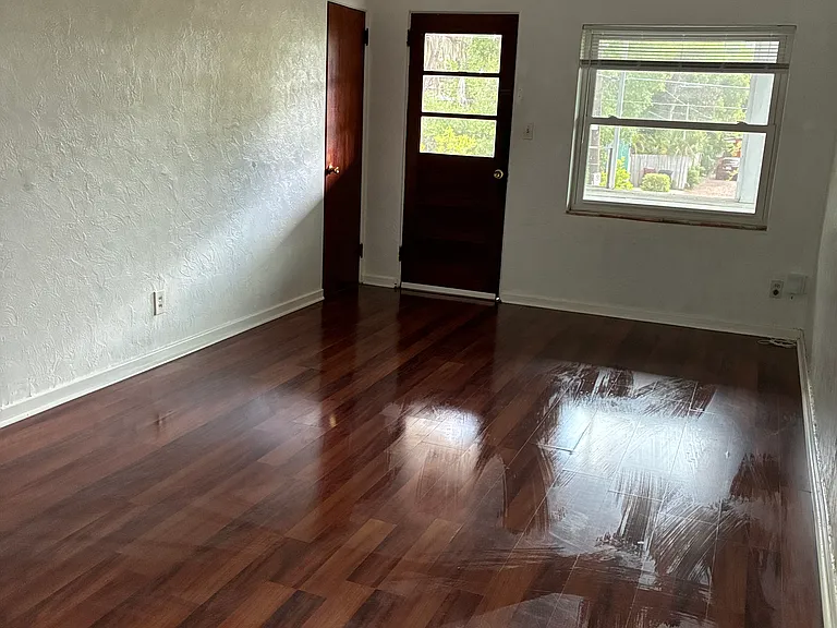 2215 Formosa Ave #B — Photo 1
