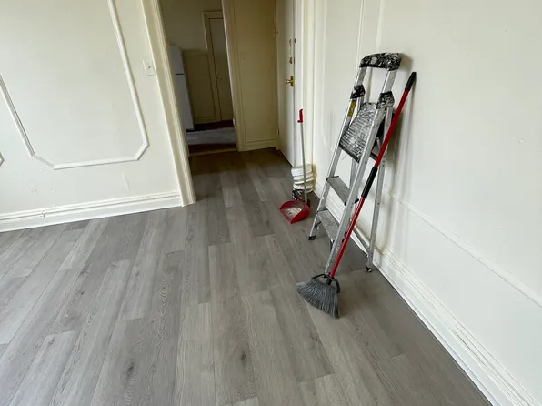 142 Arlington Avenue image 1 of 6