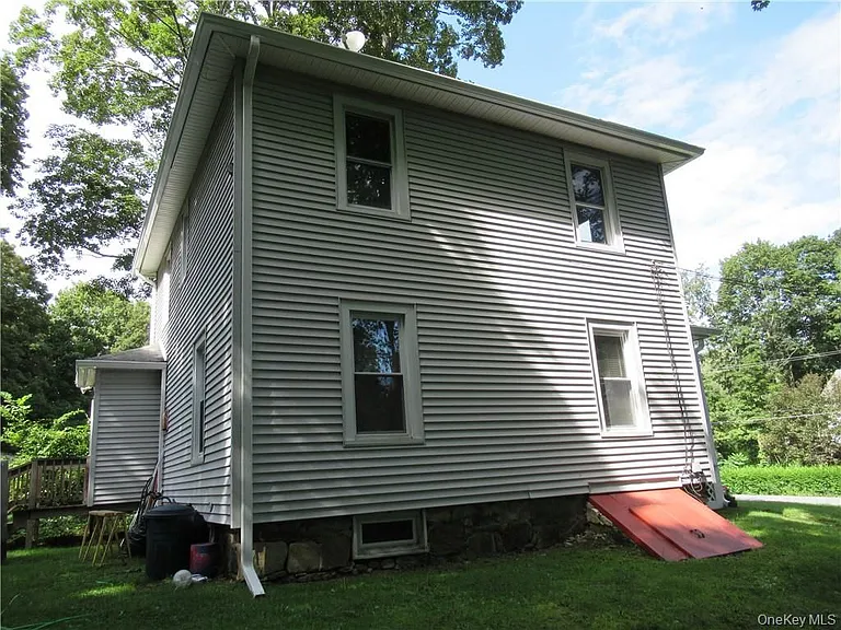 25 Fairway Dr #2 — Photo 20