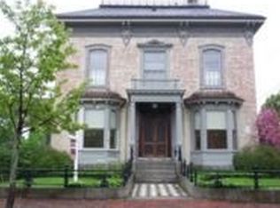 364 Spring St, Portland, ME 04102