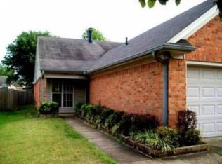 1233 Payton Dr N, Southaven, MS 38671