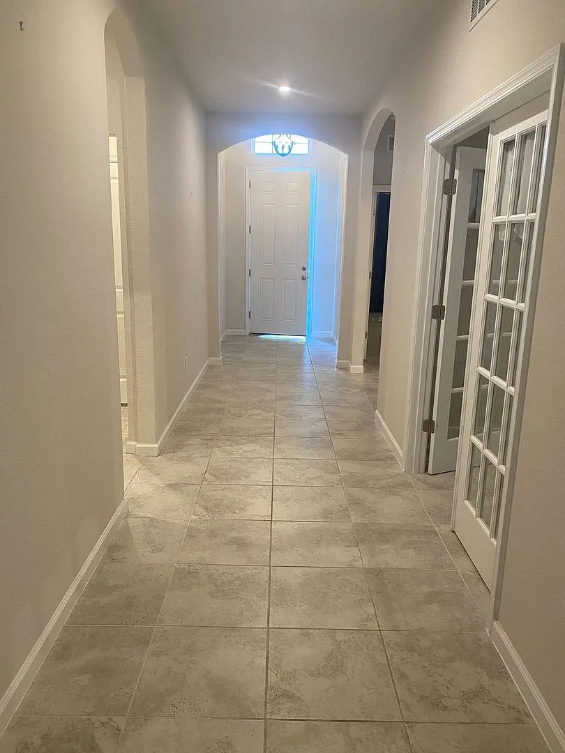3 Bedroom 2 Bath Home in Kensington Reserve for RENT! — Photo 2