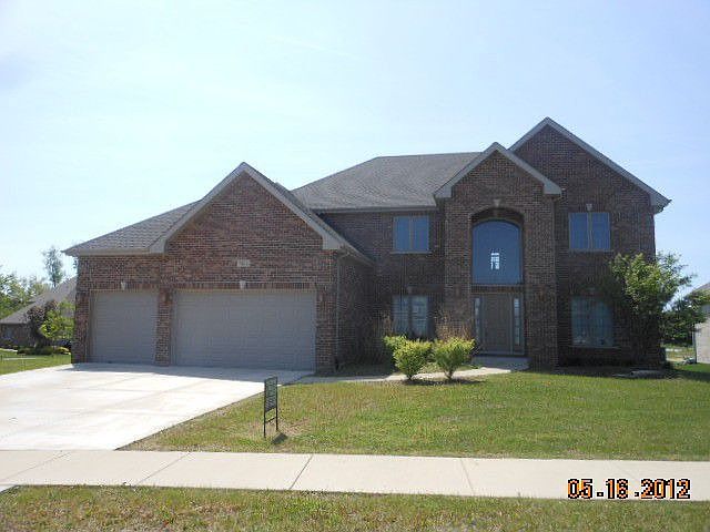 1st image of 7903 Pineview Ln