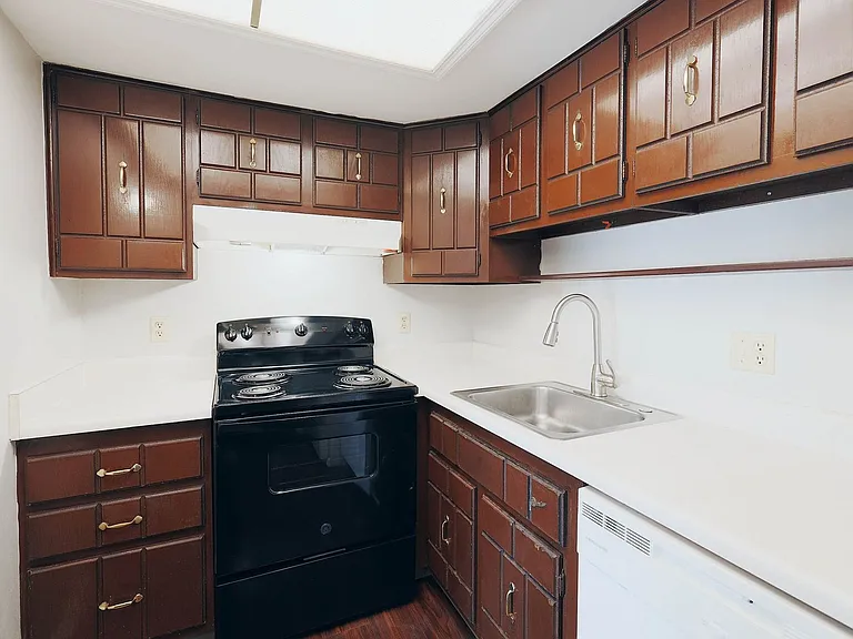 The Jefferson Apartments — Photo 167