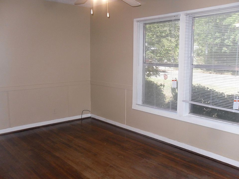1st image of 1604A Water St