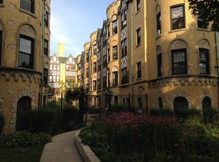 4205 N Kedvale Ave APT 1B, Chicago, IL 60641