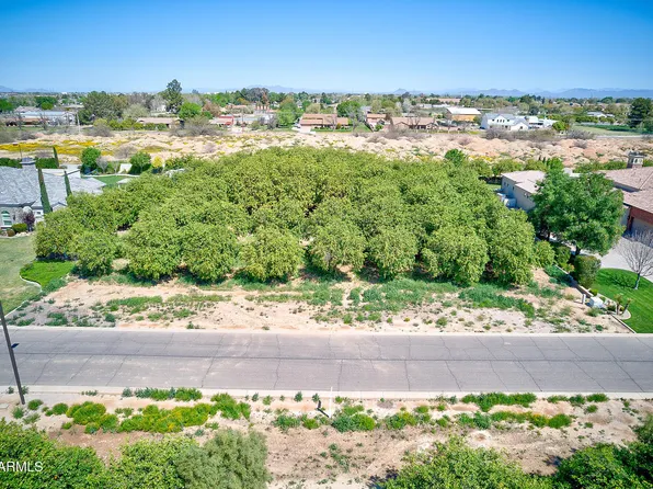 2260 E PLUM Street #3, Gilbert, AZ 85298