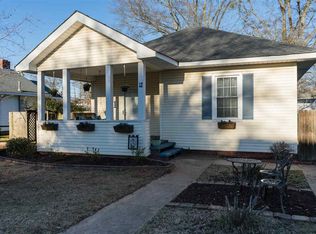 12 Crescent St, Lyman, SC 29365