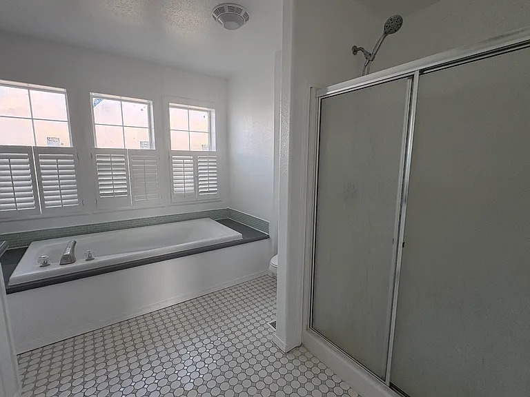 10685 Spur St — Photo 12