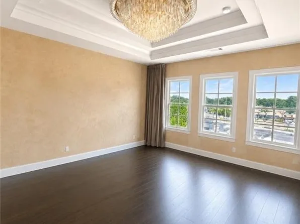 1915 Skyfall Cir NE, Atlanta, GA 30319