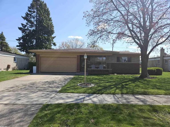 2722 McAlpine Dr, Warren, MI 48092