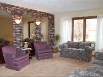 324 Hillside Ct, Schaumburg, IL, 60193