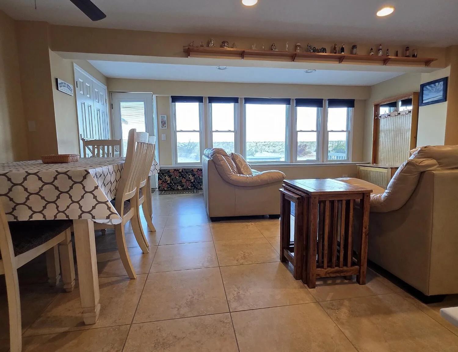 2 bed, 774 sqft, $3,200 — Photo 3