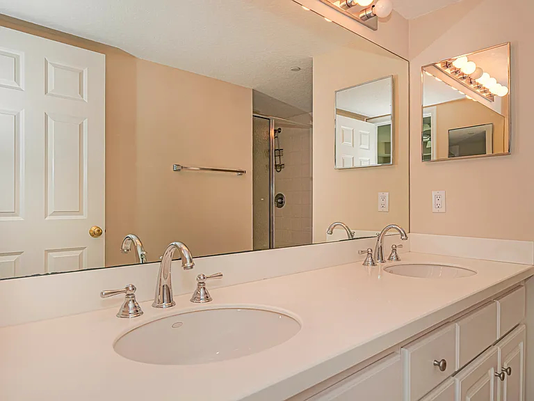 2700 Ocean Dr #208S — Photo 24