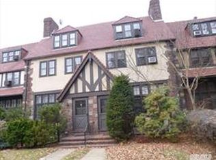 51 Continental Ave, Forest Hills, NY 11375