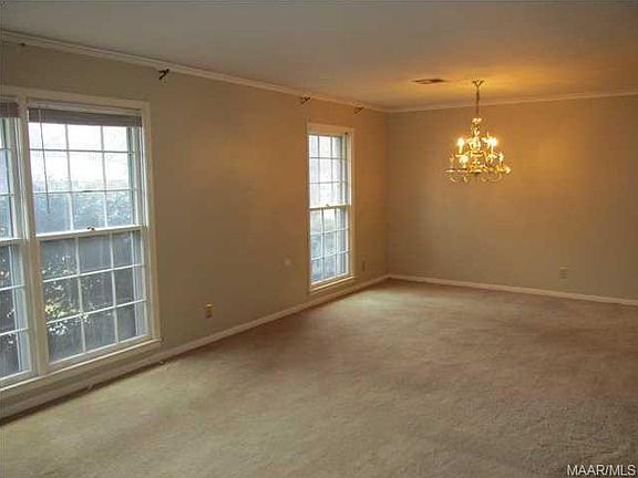 5th image of 3106 Brentwood Dr