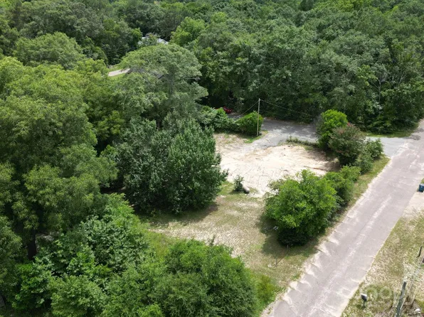 111 Rose St, Hamlet, NC 28345