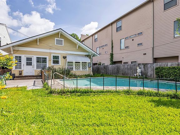 5th image of 1419 Bonnie Brae St