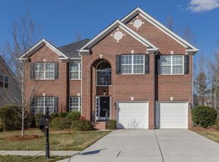 8200 Brisbin Dr, Waxhaw, NC 28173