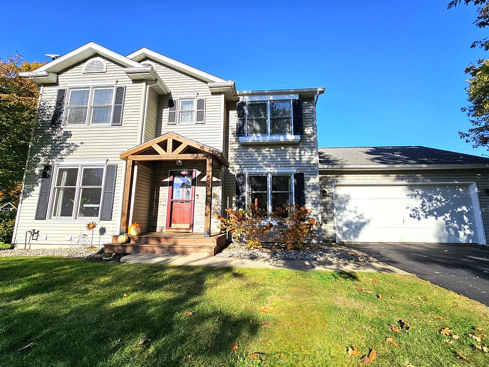 1st image of 315 Hidden Forest Ln