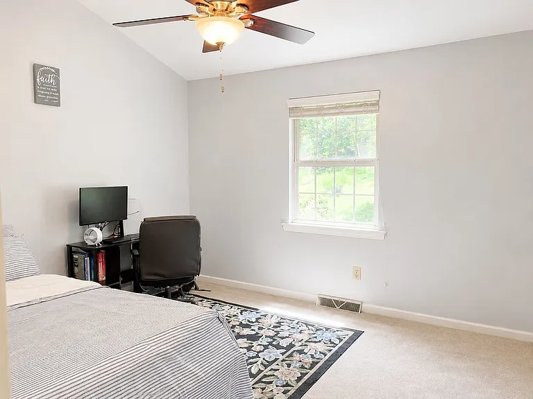 250 The Pines Dr — Photo 14