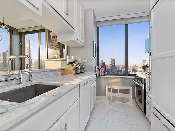 5th image of 300 E 85th St APT 2903