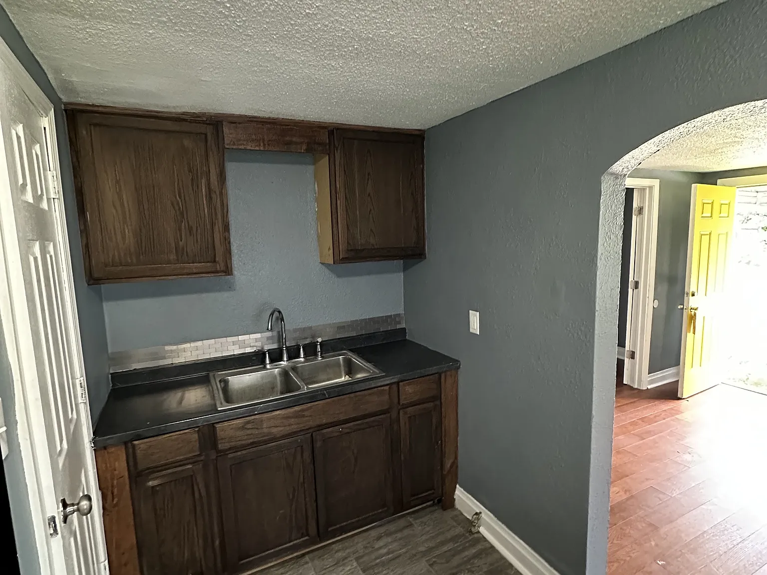 1945 West 11th Street - 1 — Photo 4