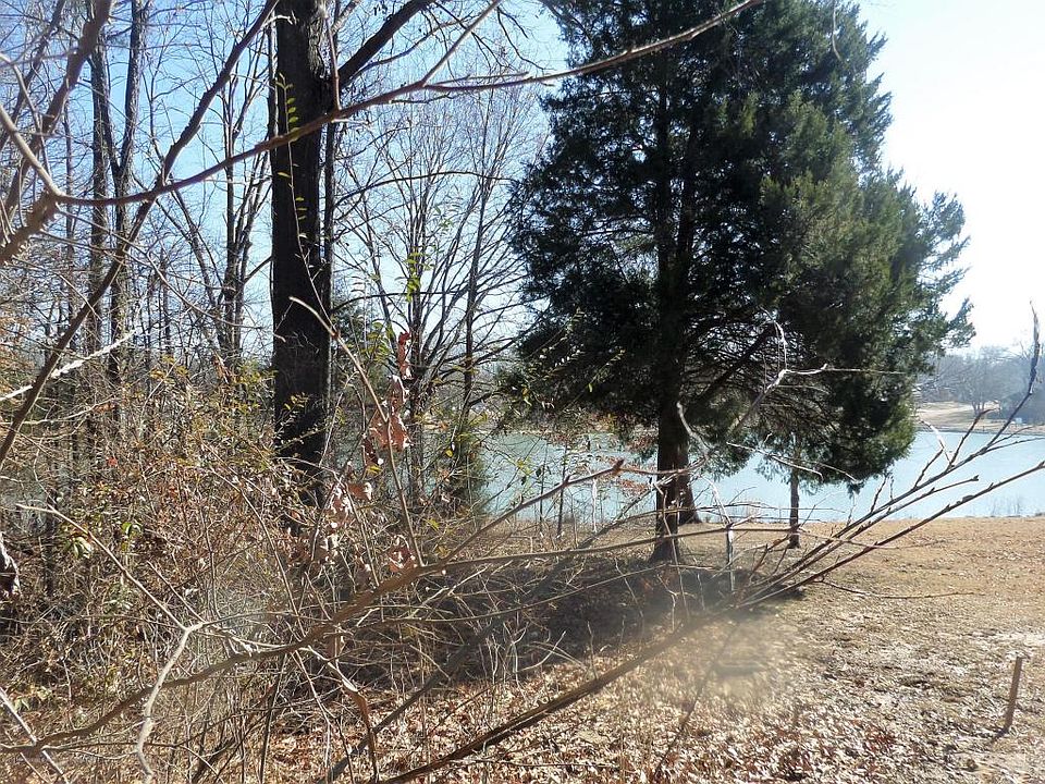2nd image of 6676 Lake Forest Dr W