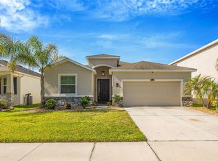 32876 Sand Creek Dr, Wesley Chapel, FL 33543