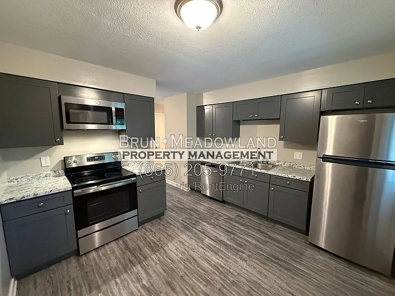 8719 Gleason Dr #A — Photo 10