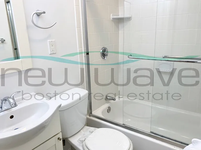 51 Joy St #4 — Photo 11
