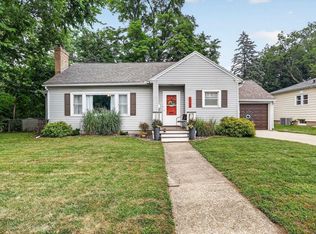 1015 Ruger Ave, Janesville, WI 53545