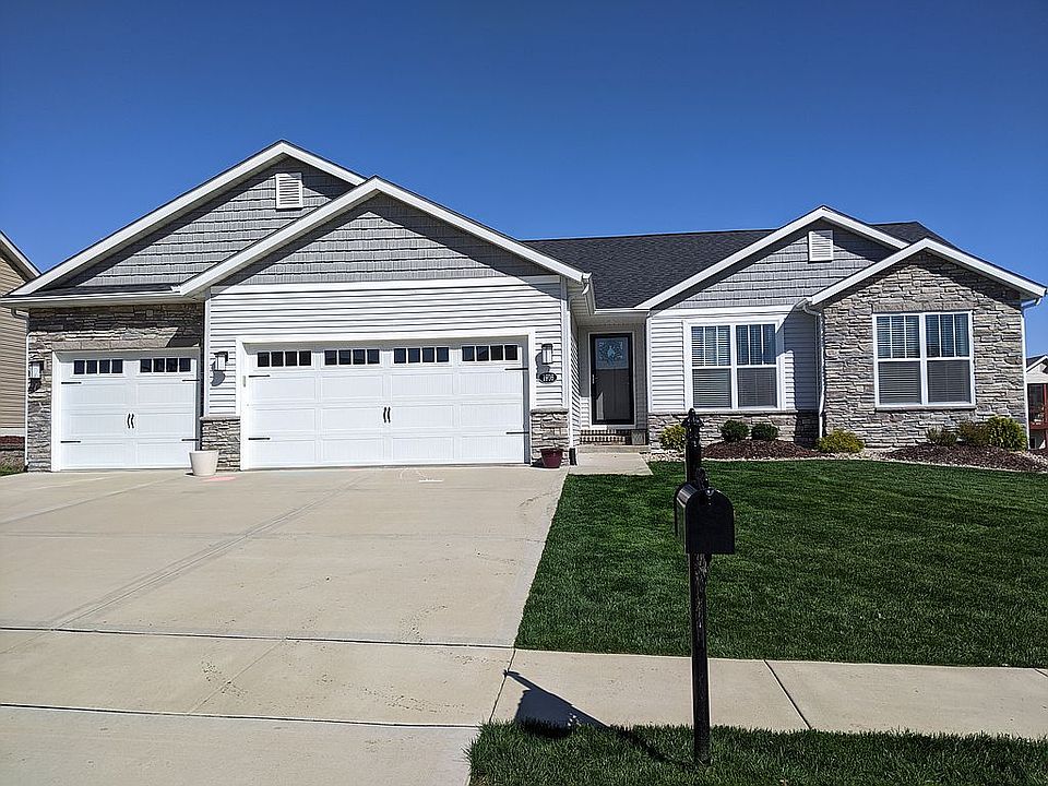 1st image of 1916 Crimson Oak Dr