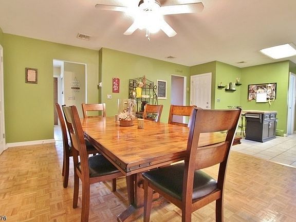 4th image of 105 De Fillipo Dr