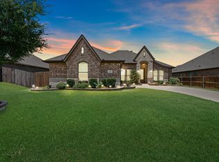 355 Windsor St, Waxahachie, TX 75165