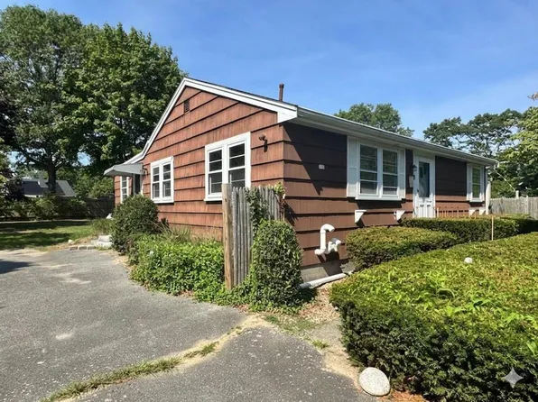 11 Pamet Road, West Yarmouth, MA 02673