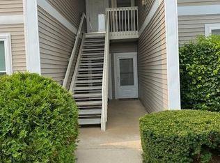 1454 Fox Pointe Cir, Ann Arbor, MI 48108