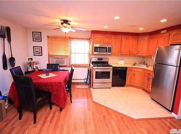 3rd image of 728 Dogwood Ave