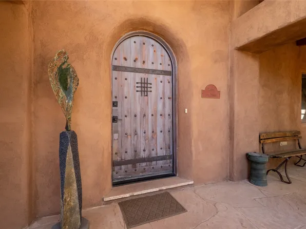224 Nine Mile Rd, Santa Fe, NM 87508