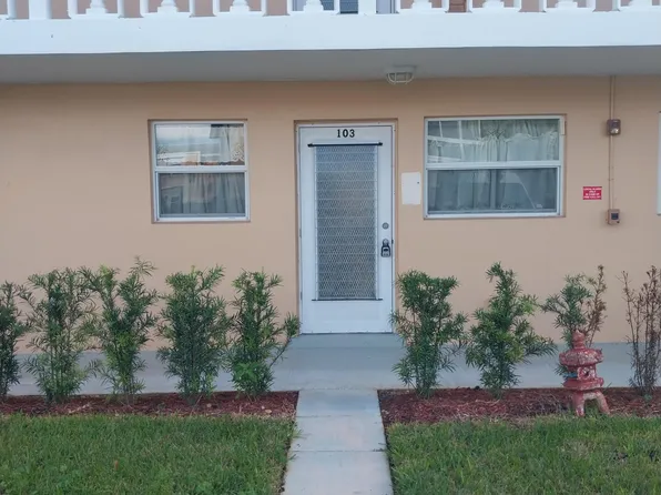 2192 NE 1st Way 103, Boynton Beach, FL 33435