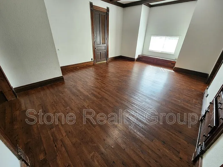 509 S 5th St #2 — Photo 4
